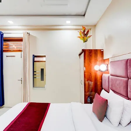 The Five Dimension Apartment Agra  Exterior photo